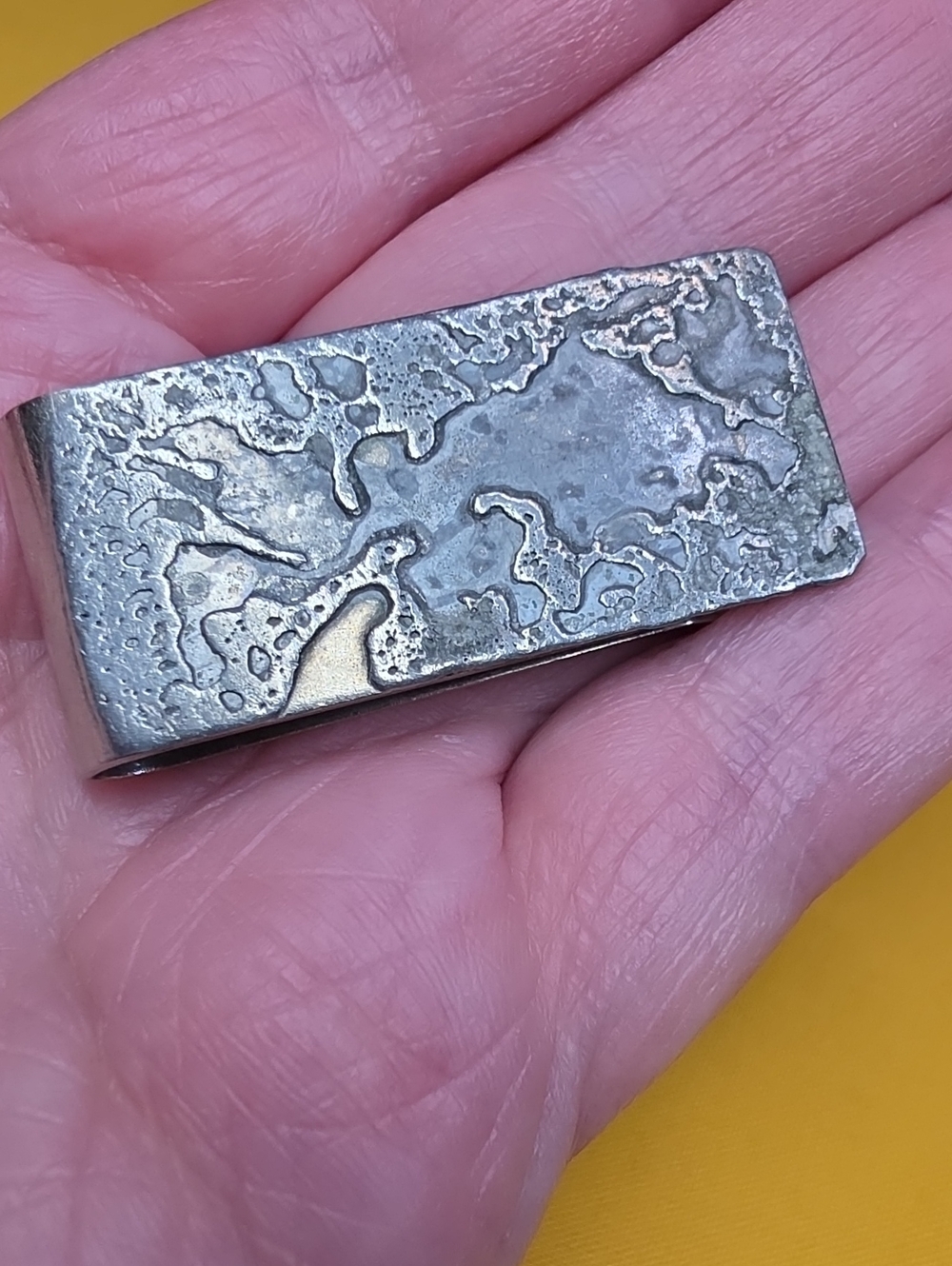 Vintage Modernist Textured Silver Money Clip - Non-Magnetic 11.55 gtw